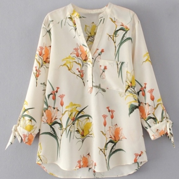Zara Tops - FLORAL BUTTON UP TOP